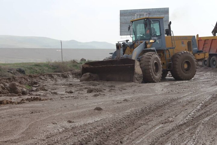 تداوم بازگشایی جاده اردبیل - نیر؛ مسافران از مسیرهای جایگزین تردد کنند