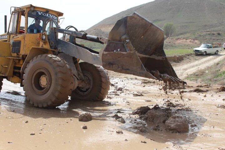 تداوم بازگشایی جاده اردبیل - نیر؛ مسافران از مسیرهای جایگزین تردد کنند