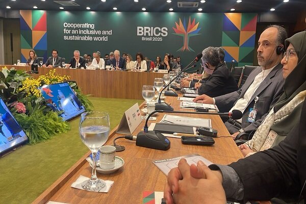 اجلاس وزرای محیط زیست کشورهای عضو بریکس در برزیل برگزار شد اجلاس وزرای محیط زیست کشورهای عضو بریکس در برزیل برگزار شد