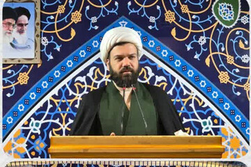 امام جمعه آبسرد: آمریکا جرات حمله به ایران را ندارد