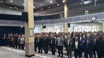 فریاد «مرگ بر اسرائیل» مردم آبیک پس از اقامه نماز جمعه