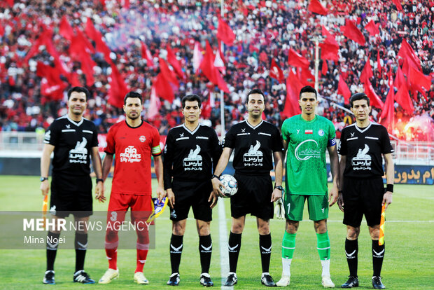 ناامیدی از آینده استقلال؛ با این سرمربی و بازیکنان تیم به جایی نمیرسد