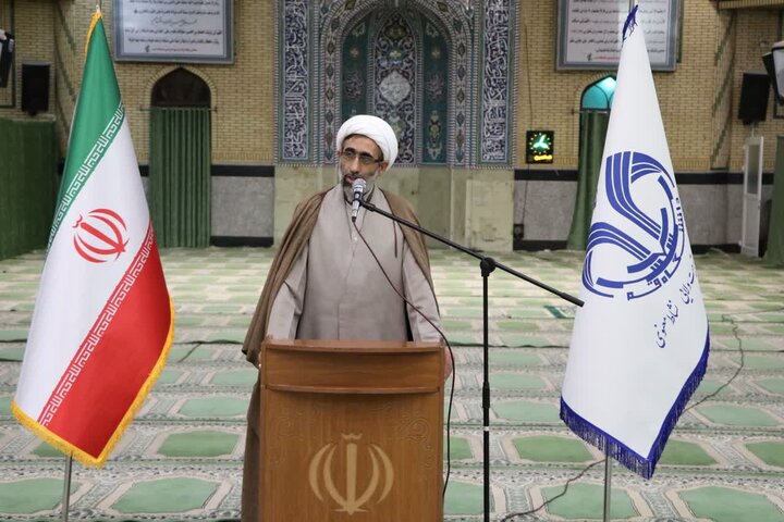 عید نوروز بیانگر حرکت انسان به سمت رشد و حیات تازه است