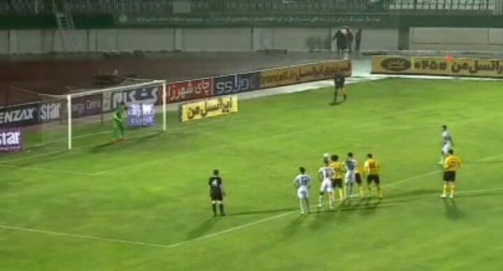 مربی سپاهان توسط سرپرست آلومینیوم مصدوم و راهی بیمارستان شد