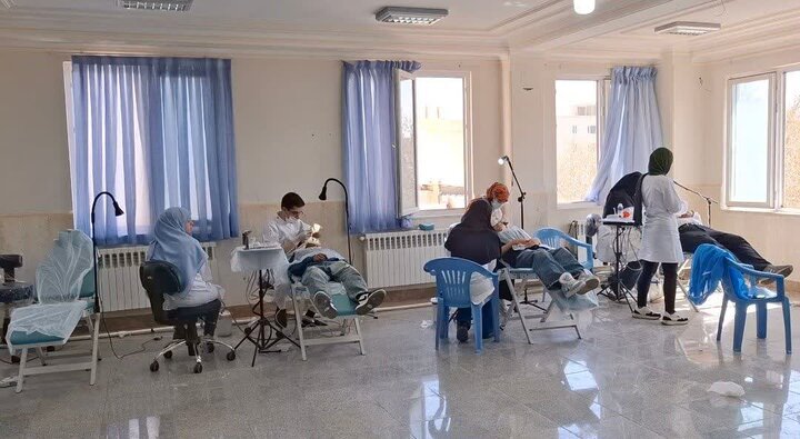 ارائه بیش از هزار خدمت دندانپزشکی رایگان در محلات