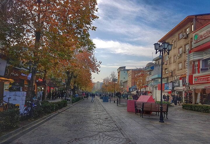 فقدان برنامه مؤثر در پیاده راه فرهنگی رشت عامل بروز اتفاقات ضدفرهنگی