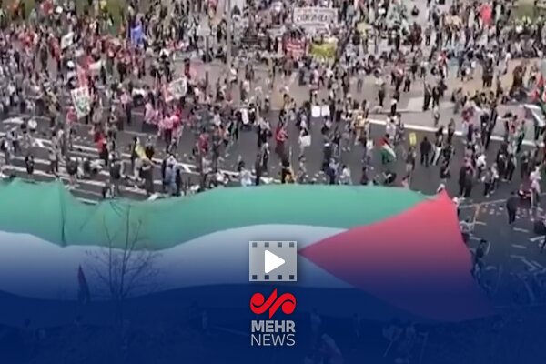 Gazze'deki çocuklar için Washington'da yüzlerce ayakkabı serildi Gazze'deki çocuklar için Washington'da yüzlerce ayakkabı serildi