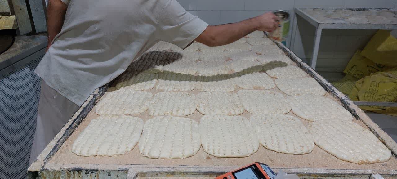 افزایش هر روز نان در تبریز؛ روایتی از نانواییهایی که نرخنامه ندارند