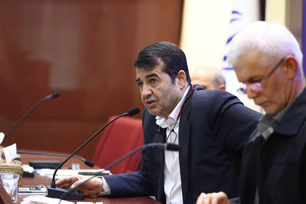 خطر حذف کمیسیون های چند فدراسیون و لزوم نگاه حرفه ای وزیر ورزش خطر حذف کمیسیون های چند فدراسیون و لزوم نگاه حرفه ای وزیر ورزش