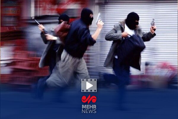 گزارش خبرنگار مهر از اقلام کشف شده از سارقان شمالغرب تهران گزارش خبرنگار مهر از اقلام کشف شده از سارقان شمالغرب تهران