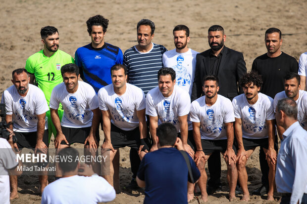 بازی دوستانه فوتبال ساحلی منتخب گیلان،تیم ملی