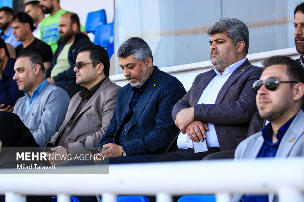 بازی دوستانه فوتبال ساحلی منتخب گیلان،تیم ملی