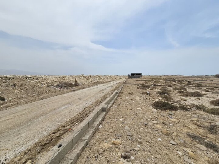 خطر در کمین است؛ اجرای طرح نهضت ملی مسکن بردستان در مسیر سیلاب خطر در کمین است؛ اجرای طرح نهضت ملی مسکن بردستان در مسیر سیلاب