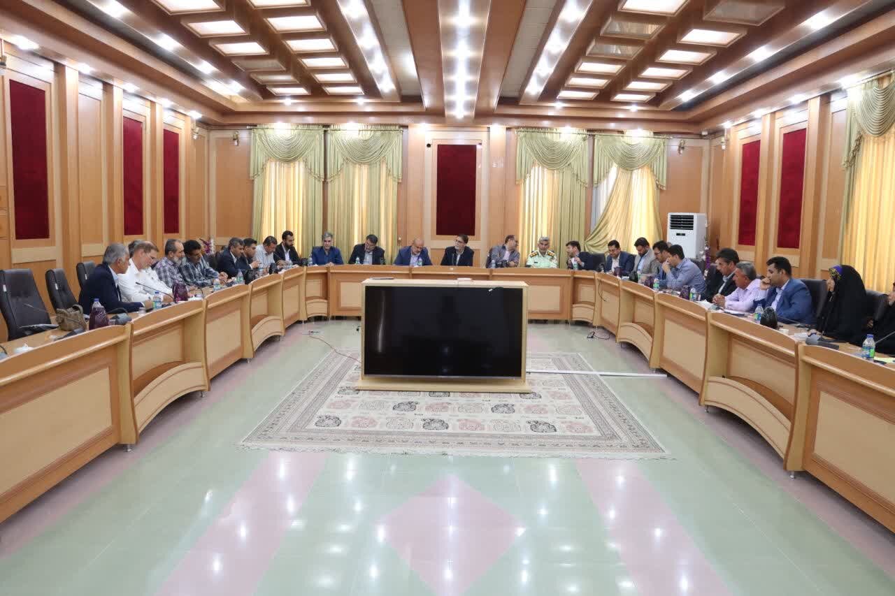 توان هنرمندان برای معرفی شهدای دشتستان به نسل جوان استفاده شود