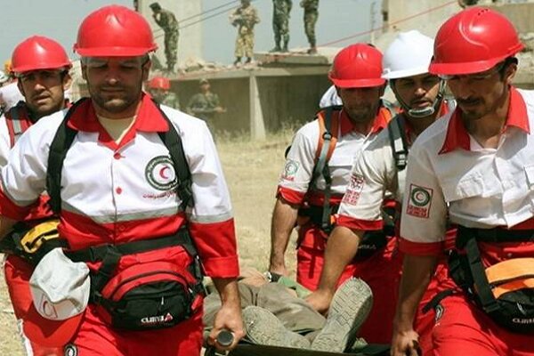 پایان عملیات 72 ساعته؛ انتقال پیکر کوهنورد جانباخته در دارآباد + فیلم