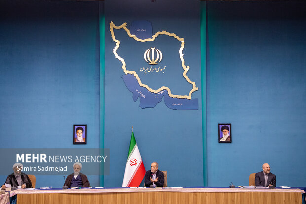 نمایندگان شورا در وزارتین علوم، بهداشت و دانشگاه آزاد ابقا شدند