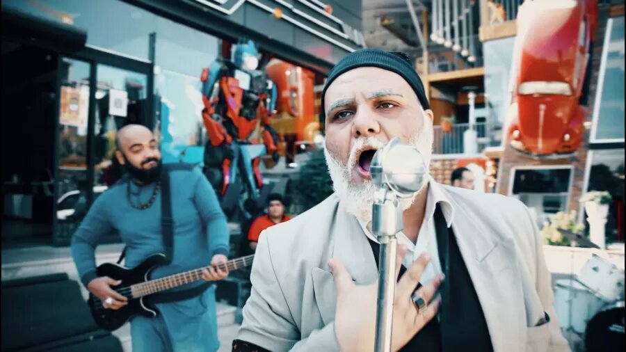 کارگردان اصفهانی:«آقاجون»سمبل موفقیت من است؛«تئاتر» هنری آمیخته با عشق