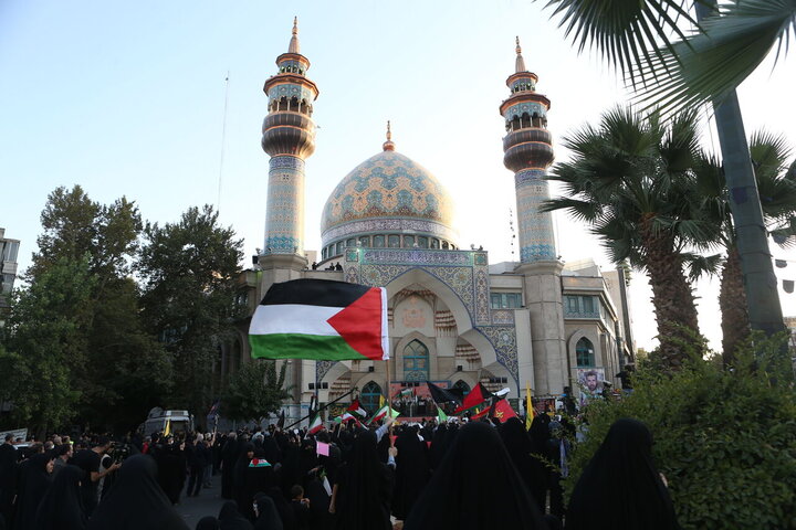 بالفيديو..مظاهرات في طهران احتجاجًا على استمرار الإبادة الجماعية التي يرتكبها الكيان الصهيوني في غزة