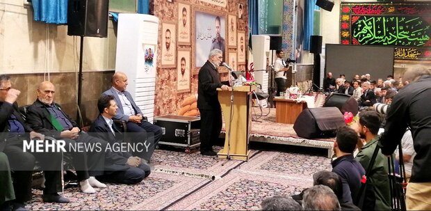 مقاومت با کمترین امکانات، بزرگترین ضربات را به دشمن وارد کرده است 1 پایگاه خبری ججین مقاومت با کمترین امکانات، بزرگترین ضربات را به دشمن وارد کرده است