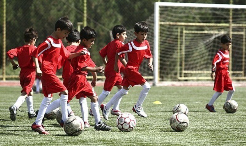 رشد بی رویه مدارس فوتبال در شیراز بدون نظارت و خروجی کار