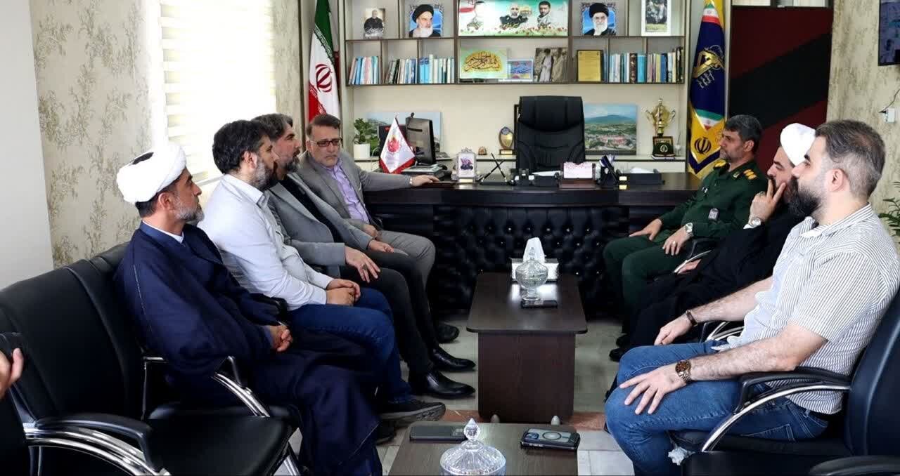 سیمرغ چهارم فیلم شمال از جنوب غربی؛ ۴ زندانی در نوشهر آزاد شد سیمرغ چهارم فیلم شمال از جنوب غربی؛ ۴ زندانی در نوشهر آزاد شد