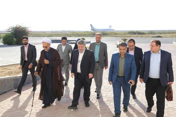 رئیس شورای اطلاع رسانی دولت وارد بندرعباس شد