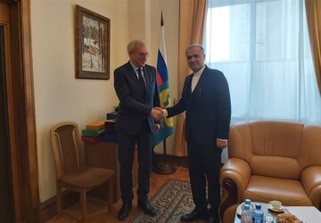 السفیر الایراني في موسكو يبحث مع نائب وزير الخارجية الروسي التطورات الاقليمية والدولية