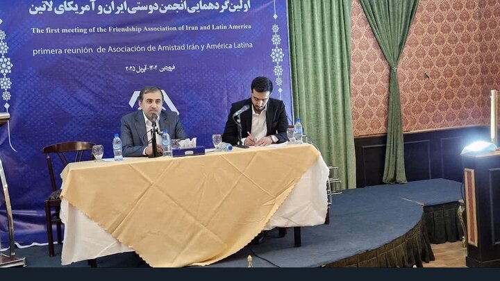 صهیونیست و آمریکا نگران تحکیم روابط ایران و آمریکای لاتین هستند