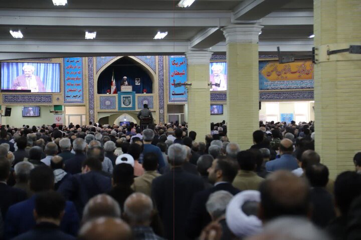 ملت ایران صلحطلب اما آماده دفاع از هر وجب خاک است ملت ایران صلحطلب اما آماده دفاع از هر وجب خاک است