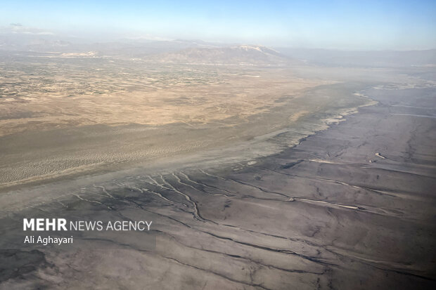 احیای دریاچه ارومیه ضرورتی انکار ناپذیر؛ طرحهای دو دهه گذشته جواب نداد