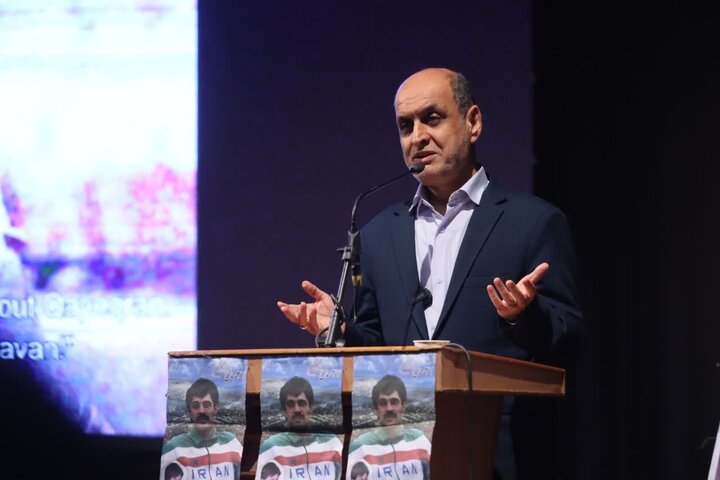 «سیروس قایقران» با اخلاقش ماندگار شد