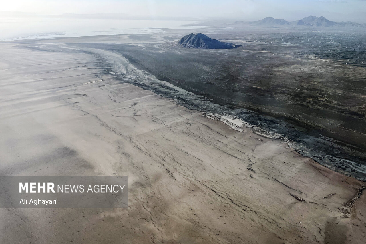 سه دهه تلاش، یک قدم تا نابودی؛ دریاچه ارومیه میان امید و احتضار