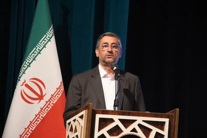 ارتقای مدیریتی لرستان در گرو استفاده از افراد متخصص است ارتقای مدیریتی لرستان در گرو استفاده از افراد متخصص است