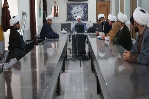 ضرورت حضور فعال روحانیون در فضای مجازی برای تبیین معارف اسلامی