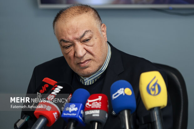 نشست خبری یک سال بعد از وعده صادق یک