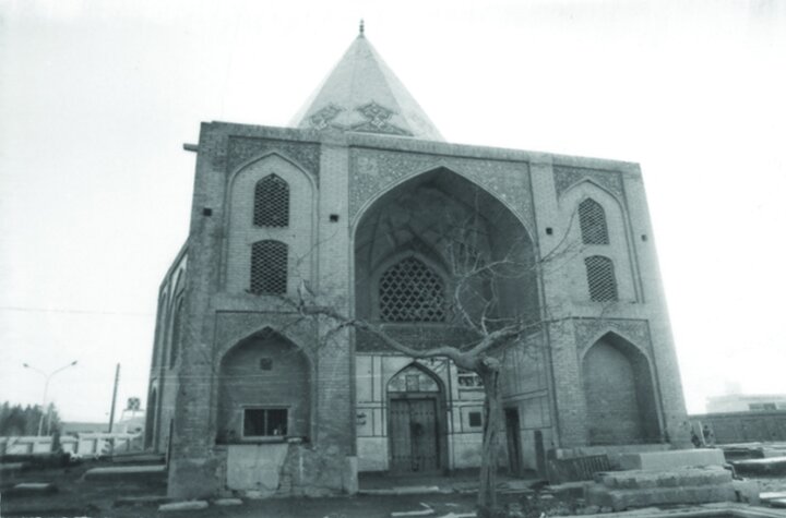 تکیه بابا رکنالدین؛ اثری ملی که تاریخ اصفهان را روایت میکند تکیه بابا رکنالدین؛ اثری ملی که تاریخ اصفهان را روایت میکند