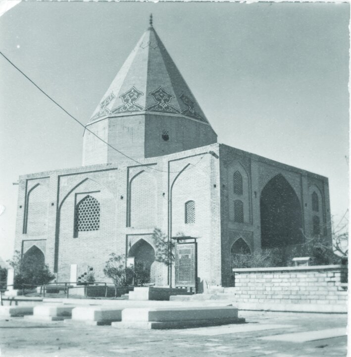 تکیه بابا رکنالدین؛ اثری ملی که تاریخ اصفهان را روایت میکند تکیه بابا رکنالدین؛ اثری ملی که تاریخ اصفهان را روایت میکند