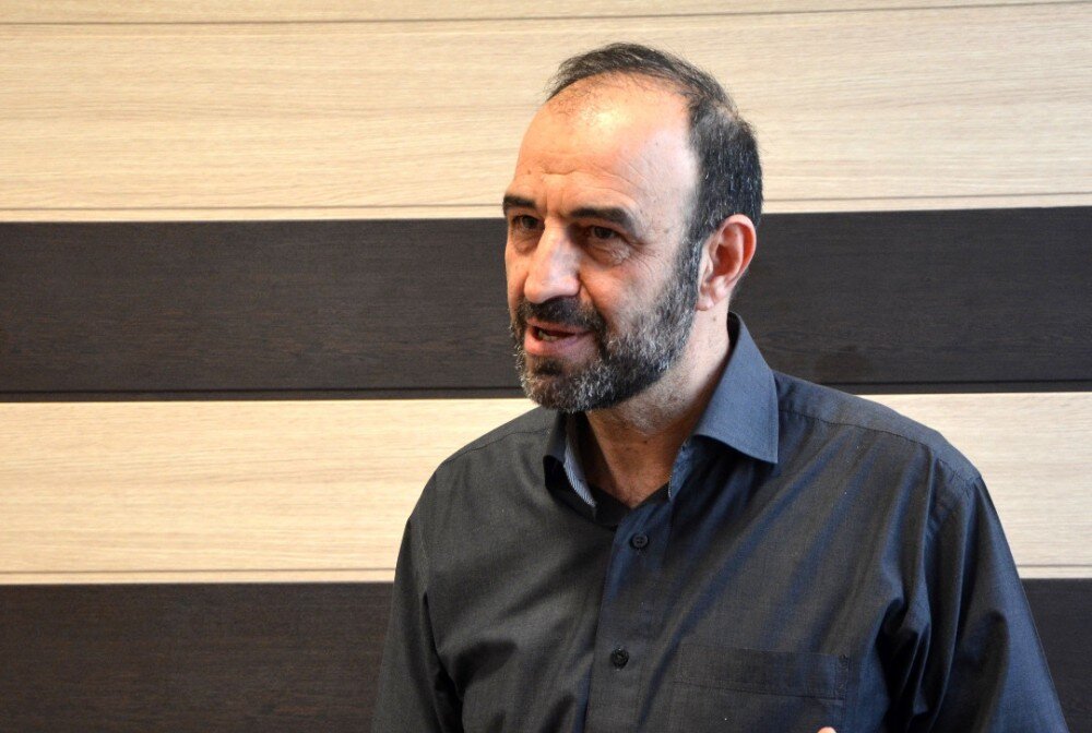 مهدی همایونفر: شهید آوینی هنرمندی با اندیشههای عمیق بود مهدی همایونفر: شهید آوینی هنرمندی با اندیشههای عمیق بود