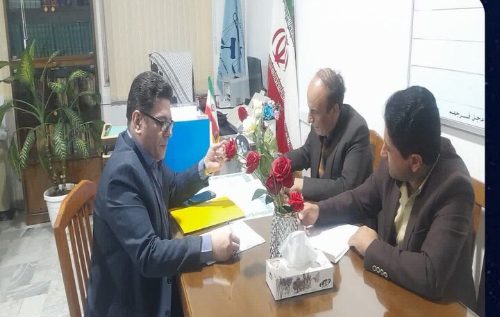 تعلیق معلم خاطی سنندجی تا صدور حکم نهایی