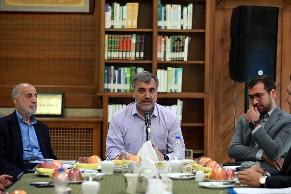 طراحی مدل جدید نگهداشت بوستانهای بزرگ دارای خدمات ورزشی