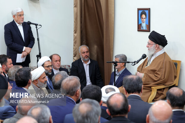 دیدار جمعی از مسئولان ارشد سه قوه با رهبر معظم انقلاب