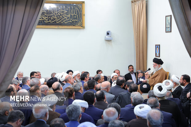 دیدار جمعی از مسئولان ارشد سه قوه با رهبر معظم انقلاب