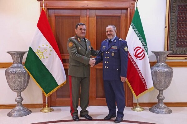 Iran, Tajikistan stress enhancing defense cooperation
