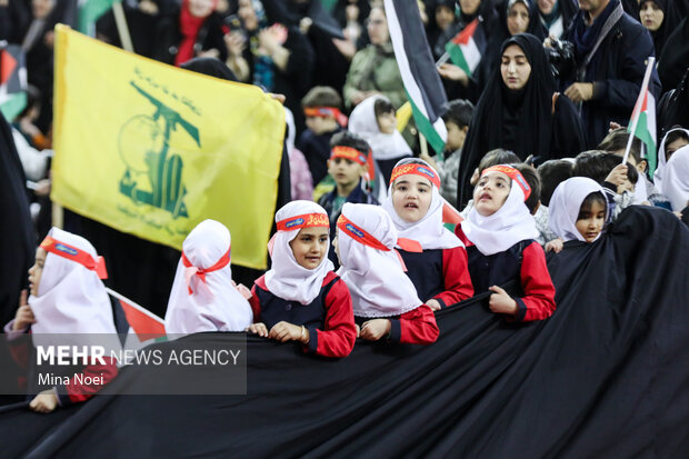 تجمع مردم تبریز در اعتراض به جنایات وحشیانه اسرائیل در غزه