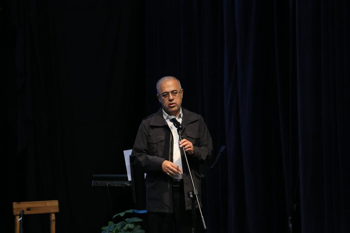 یادمان مزار محمد علی بهمنی در بندرعباس رونمایی شد