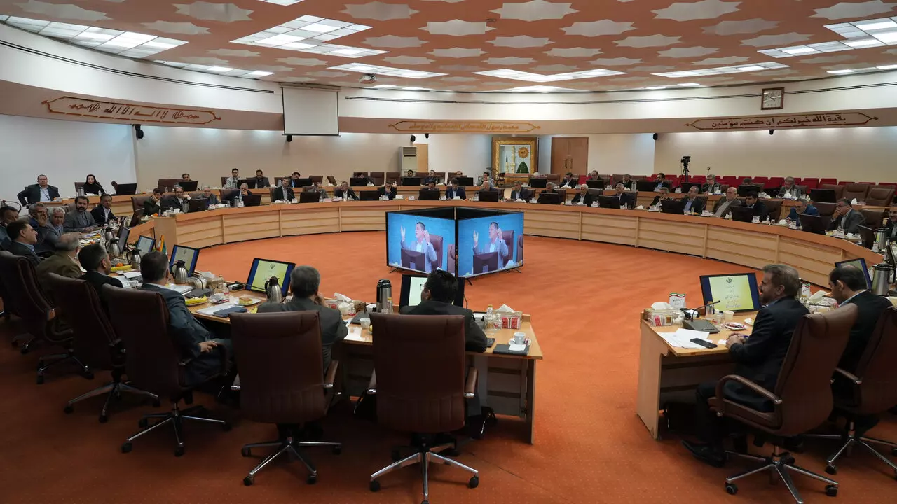 مؤمنی: ارزیابی عملکرد استانداران، شامل معاونتها و بخشهای دیگر هست