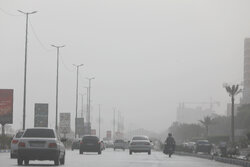 طوفان شدید گرد و خاک در دهلران