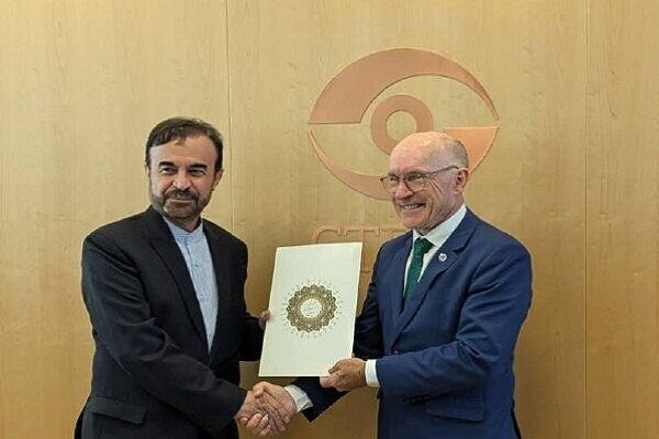 مندوب ايران يلتقي امين لجنة معاهدة الحظر الشامل للتجارب النووية