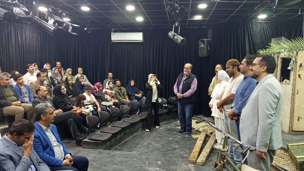 هفته هنر انقلاب اسلامی با نمایش «سوزنبان» کلید خورد