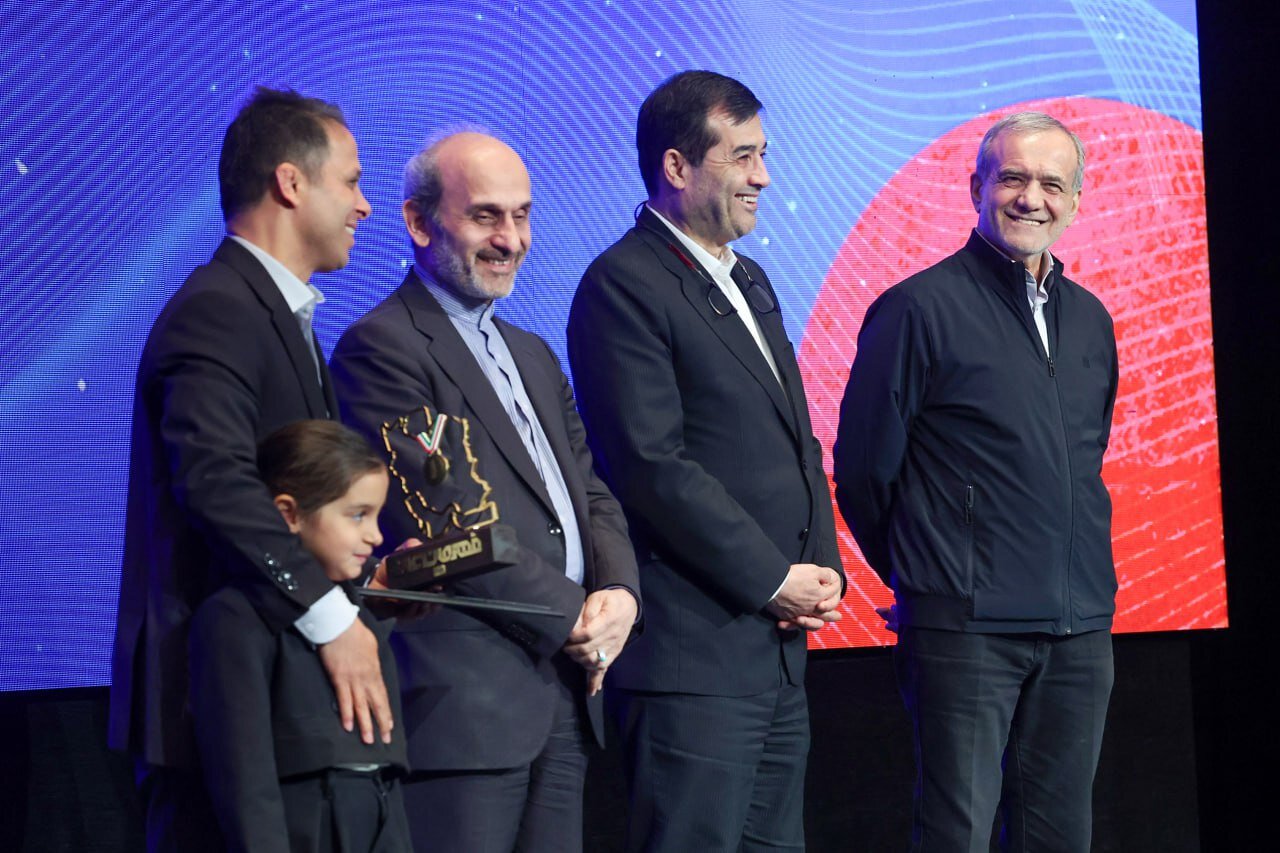 قهرمانان سال ۱۴۰۳ ورزش ایران معرفی شدند؛ انتخاب مهدی طارمی خبرساز شد! قهرمانان سال ۱۴۰۳ ورزش ایران معرفی شدند؛ انتخاب مهدی طارمی خبرساز شد!